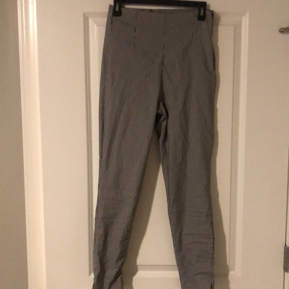 Houndstooth straight leg pant